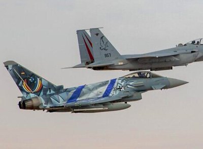 Jets der Luftwaffe über Israel