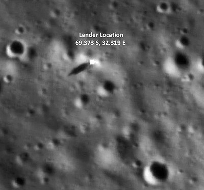 Rover erkundet kleinen Mondkrater